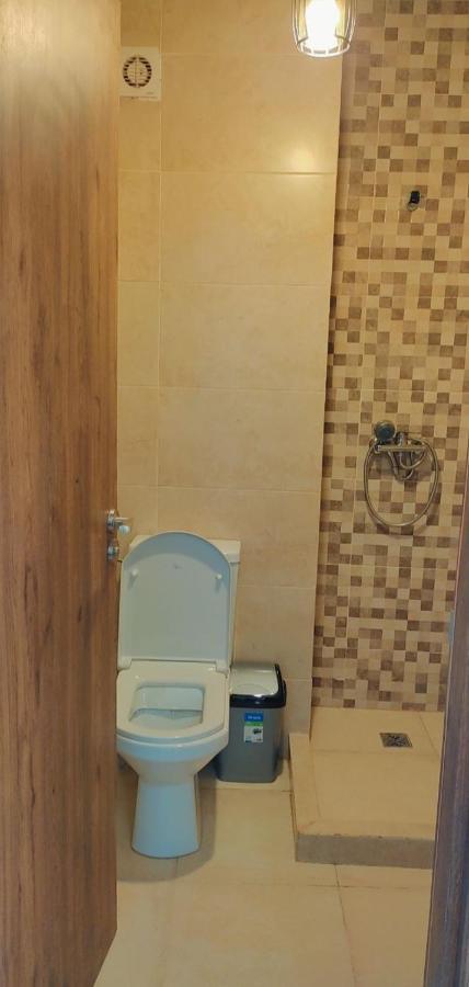 Appartement Nour 5 Marrakech Centre Gueliz Avec Piscine Marrákes Kültér fotó